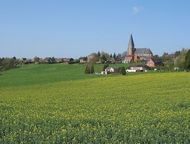 Château d'Onthaine, Ciney, Belgium